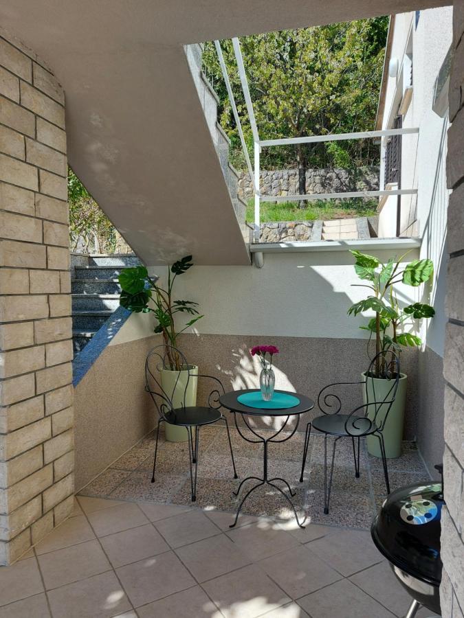 Modern And Cosy Apartment Ivana With A Beautiful Seaview Moscenicka Draga Luaran gambar